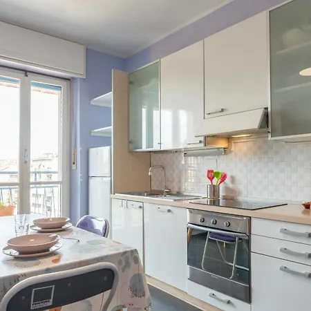 La Casa Dei Tramonti, Tranquillo * Turin